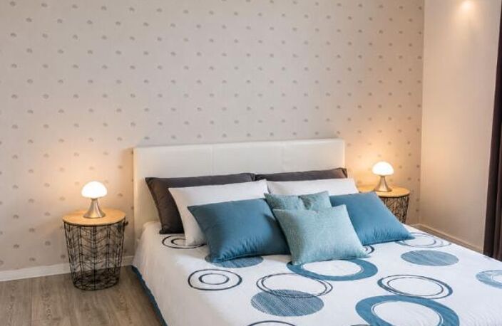 MAGNY-LE-HONGRE ? 2 PIÈCES MEUBLÉ ? INVESTISSEMENT LOCATIF CLÉ EN MAIN — photo 4