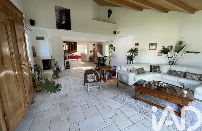 Vente Maison traditionnelle 8 pièces — photo 4
