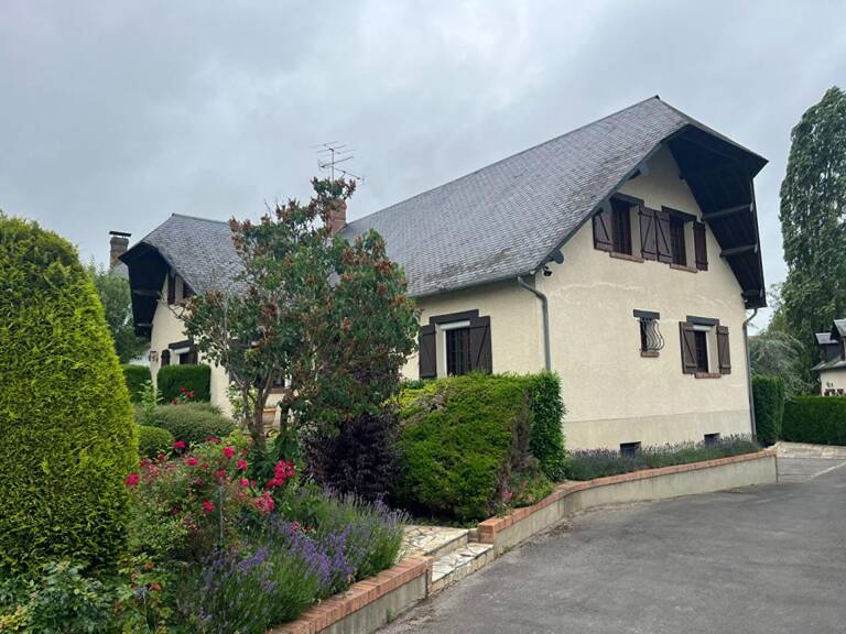 MAISON SUR SOUS SOL 6 CHAMBRES  200 M2 — photo 1