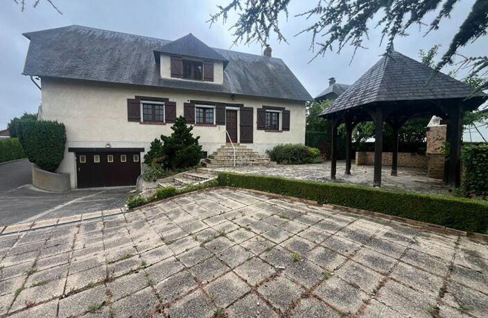 MAISON SUR SOUS SOL 6 CHAMBRES  200 M2 — photo 3