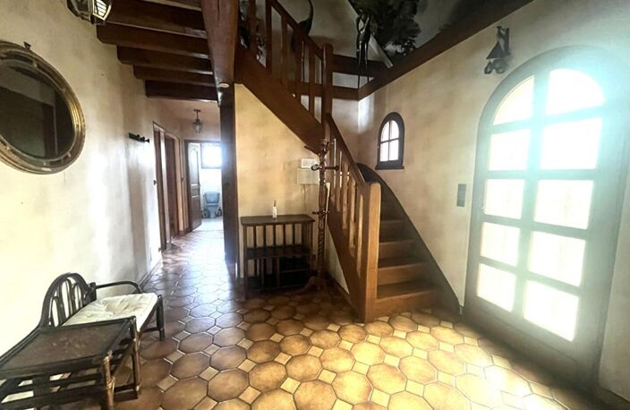 MAISON SUR SOUS SOL 6 CHAMBRES  200 M2 — photo 4
