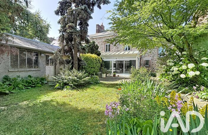 Vente Maison de ville 13 pièces — photo 2