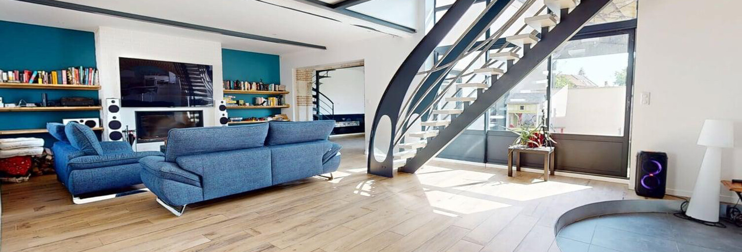 Maison 8 Pièces 252 m² à vendre à Cléry-Saint-André (45370)