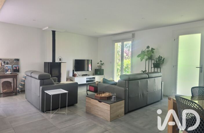 Vente Maison/villa 6 pièces — photo 2