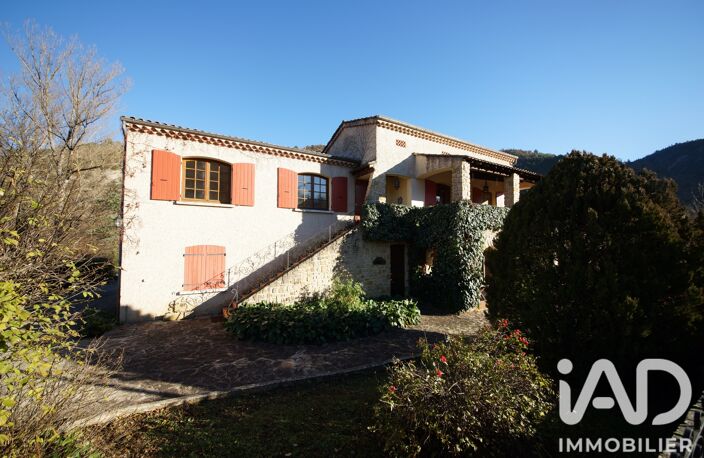 Vente Maison traditionnelle 10 pièces — photo 2