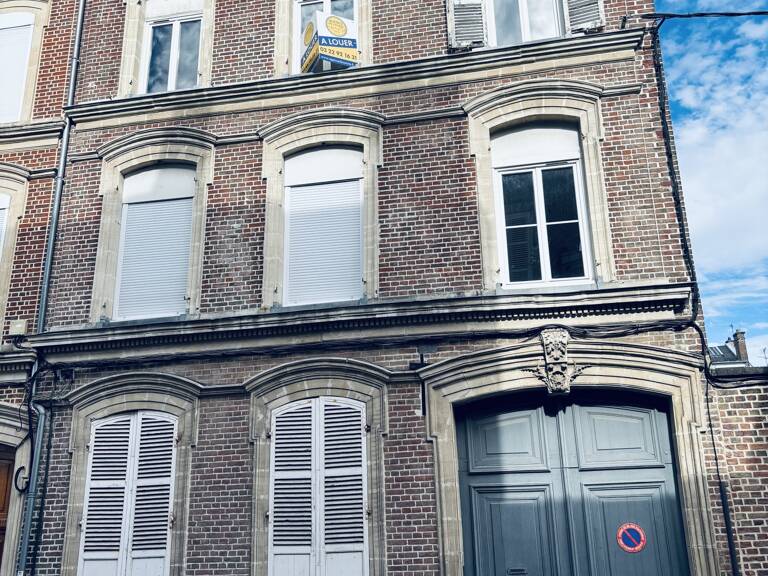 Vente Studio 1 pièce — photo 1