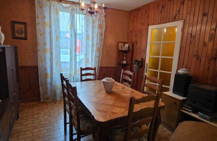 Maison 3 chambres, cave et agréable jardin — photo 5