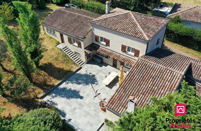 TERNAY- PROPRIETE DE CARACTERE AVEC PISCINE - TERRAIN 4 297 m² — photo 3
