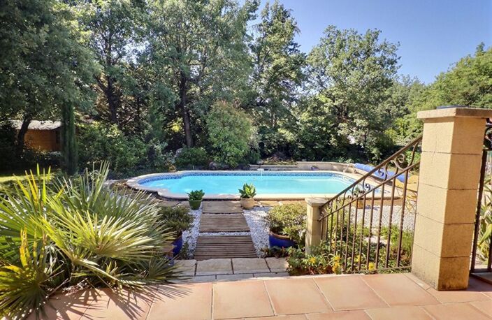 Nans Les Pins VILLA T4 SUR 1000 M² DE TERRAIN — photo 3