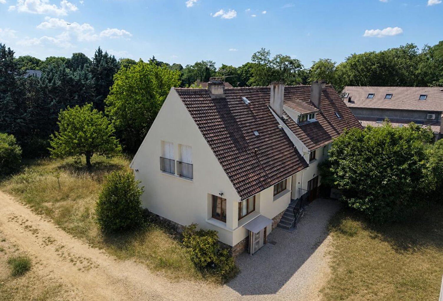 Immeuble de rapport 9 appartements tous loués très bonne rentabilité — photo 1