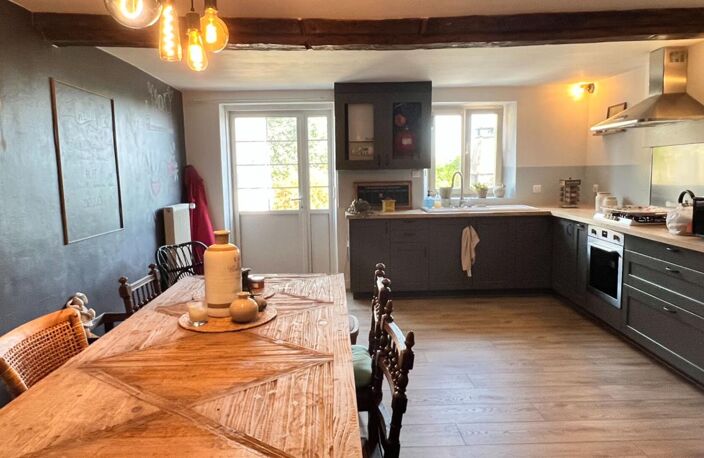 Maison de ville avec dépendance, Pouzauges — photo 3