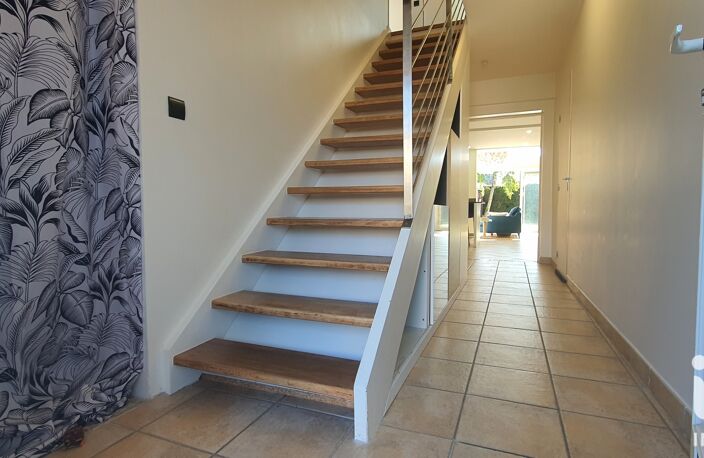 Vente Maison traditionnelle 7 pièces — photo 3