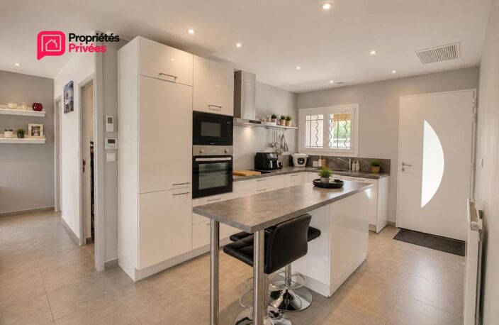 Villa Uzès 4 pièce(s) 87 m2 ,3 chambres , terrain de 387m2 , Terrasse — photo 2
