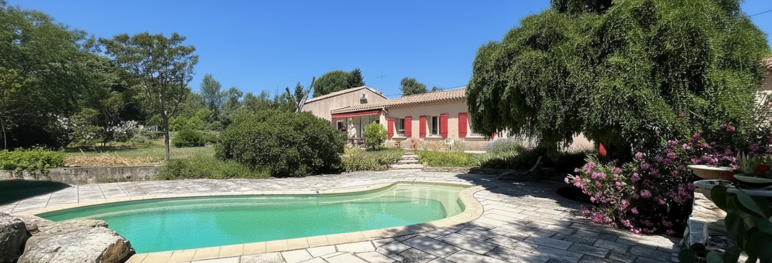 Maison 8 Pièces 303 m² à vendre à Tavel (30126)