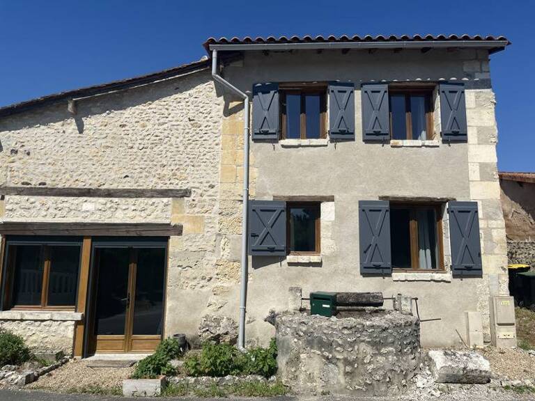Maison en pierre de 4 pièces principales — photo 1