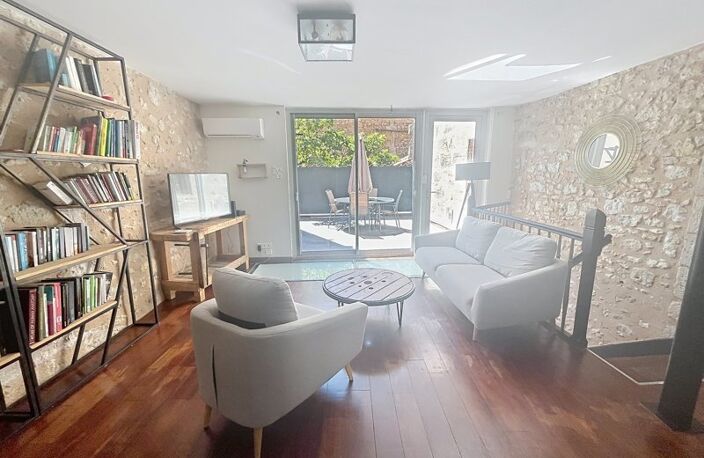 Maison en pierre de 5 pièces principales — photo 2