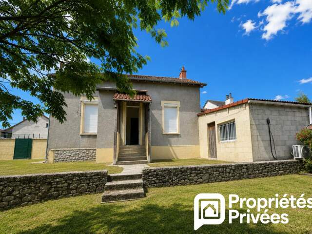 MAISON SAINT DOULCHARD 5 PIECES 106 M2 — photo du bien
