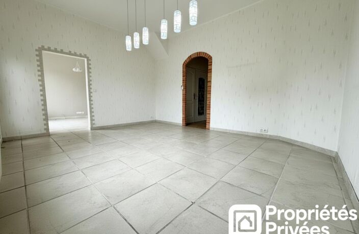 MAISON SAINT DOULCHARD 5 PIECES 106 M2 — photo 5