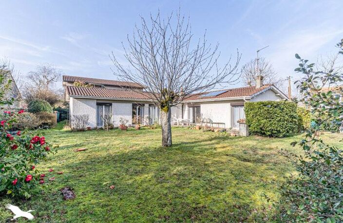 Vente maison 4 pièces 107 m² Pessac (33600) — photo 2