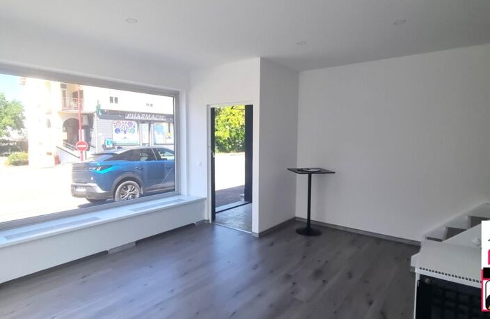 LOCAL COMMERCIAL - BELLE VISIBILITE - — photo 5
