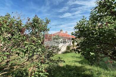 Maison 4 pièces 748000 €
