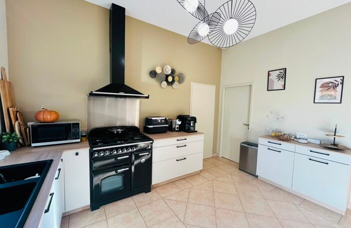 Vente maison 6 pièces 198 m² Pinet (34850) — photo 5