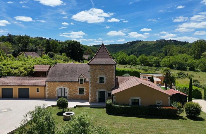 Belle propriété contemporaine avec piscine chauffée, dépendances et prestations de qualité — photo 4