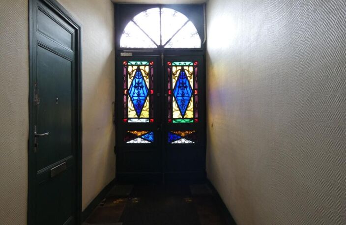 Grand appartement de 58m2 refait à neuf , espace rare à imaginer selon votre projet ! — photo 2
