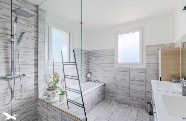 Vente maison 7 pièces 244 m² Saint-Vincent-de-Paul (33440) — photo 3