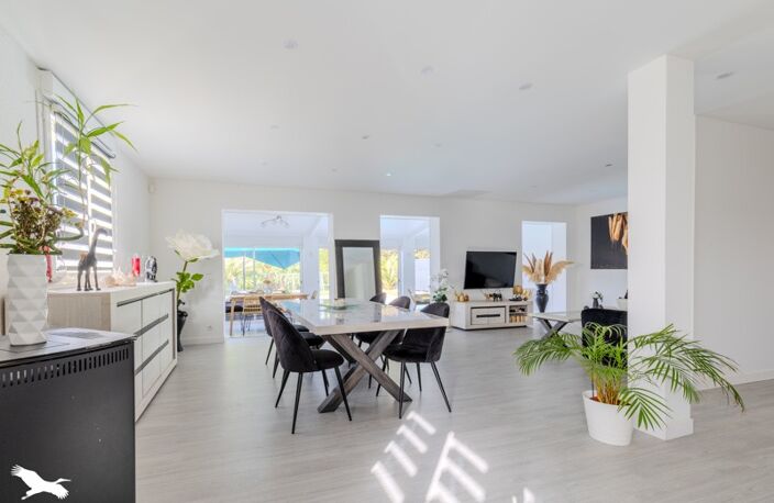 Vente maison 7 pièces 244 m² Saint-Vincent-de-Paul (33440) — photo 5