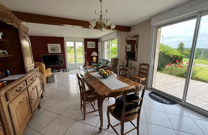CHARLEVAL MAISON 4 CHAMBRES SOUS SOL 145 M2 SUR  9400M2 — photo 5
