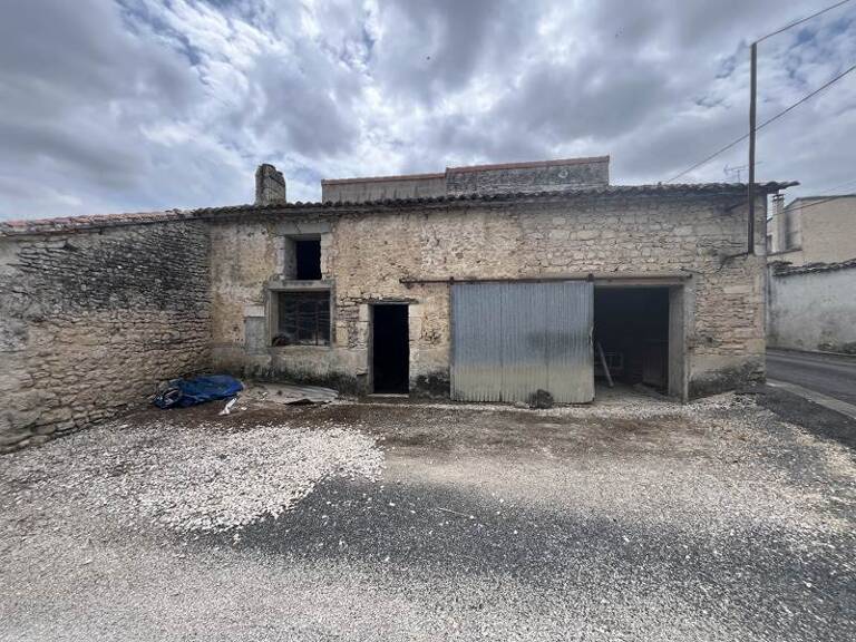 Grange de 2 pièces principales — photo 1