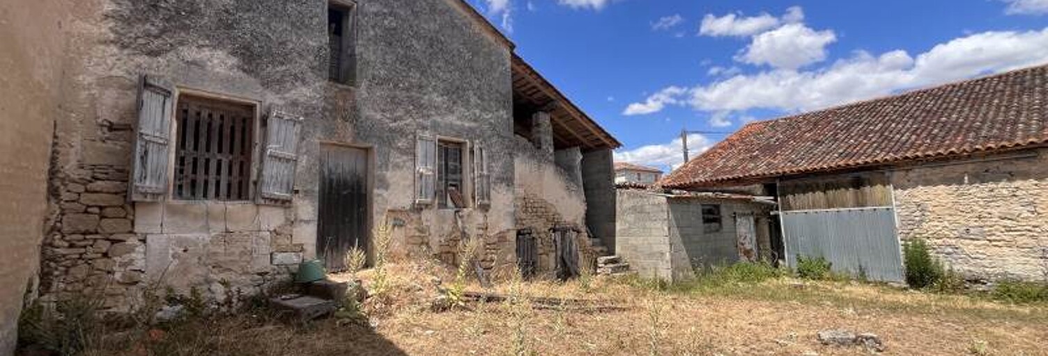 Maison 2 Pièces 450 m² à vendre à Saint-Genis-d'Hiersac (16570)