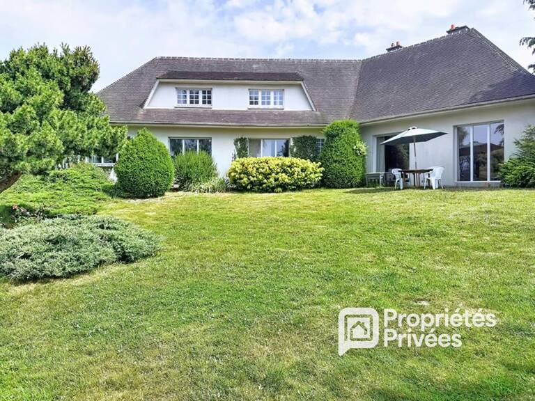 L'Aigle - Grande maison familiale, 7 chambres, plus de 4 000 m² de terrain — photo 1