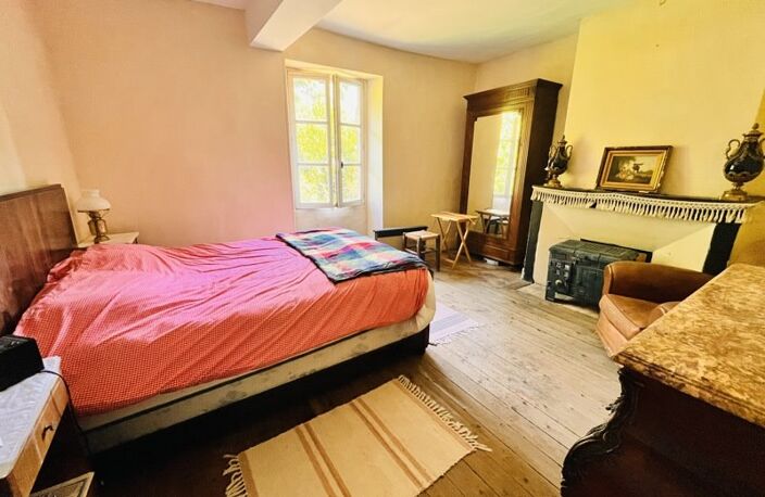 Maison en pierre de 6 pièces principales — photo 5