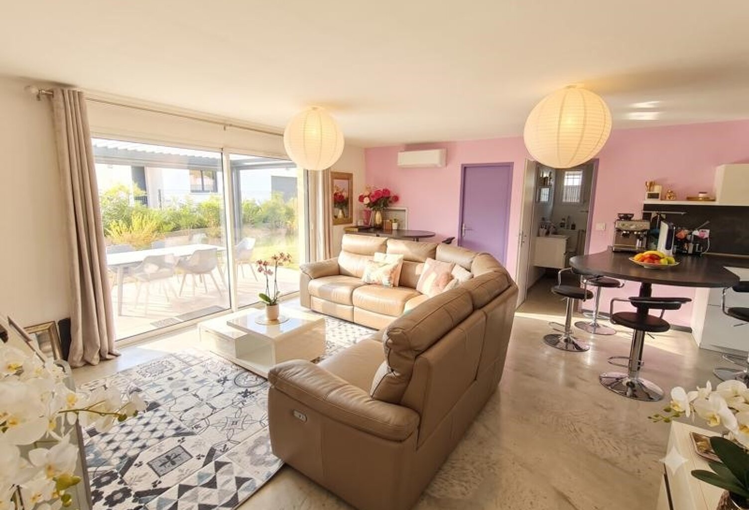 Contemporaine de 6 pièces principales — photo 1