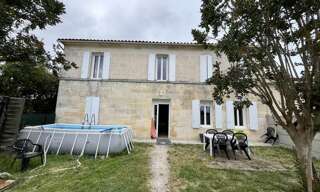 Immeuble   m² à vendre à Bayas (33230)