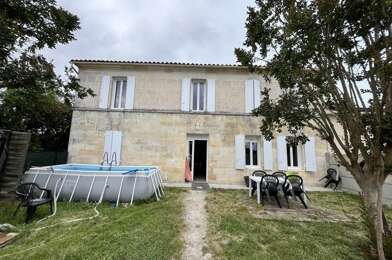 Immeuble  296500 €
