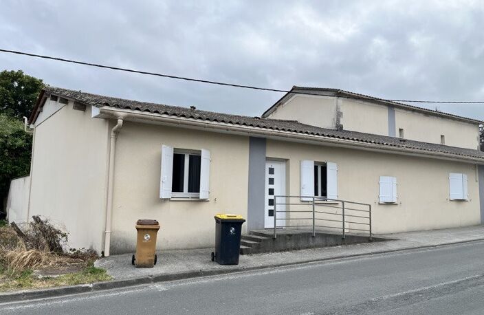 Vente immeuble   Bayas (33230) — photo 2