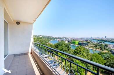 Appartement 3 pièces 220500 €