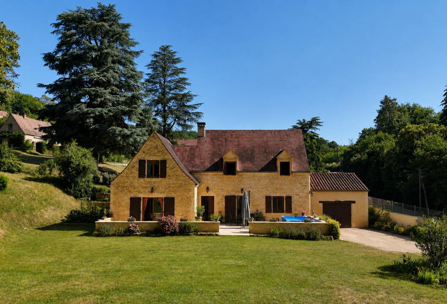 Maison Beynac Et Cazenac 6 pièce(s) 160 m2 — photo 1