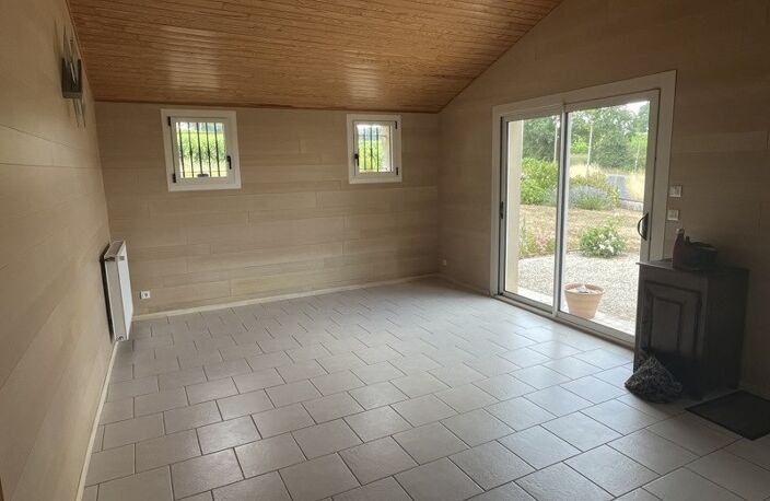 Maison en pierre de 4 pièces principales — photo 5