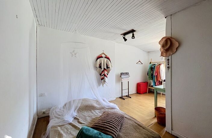 Maison en pierre de 4 pièces principales — photo 4