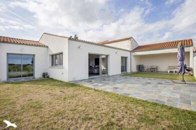 Maison 4 pièces 399000 €