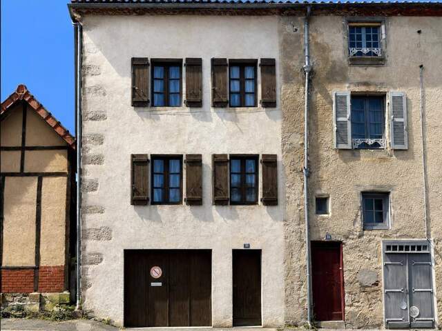 Maison de ville de 4 pièces principales — photo du bien