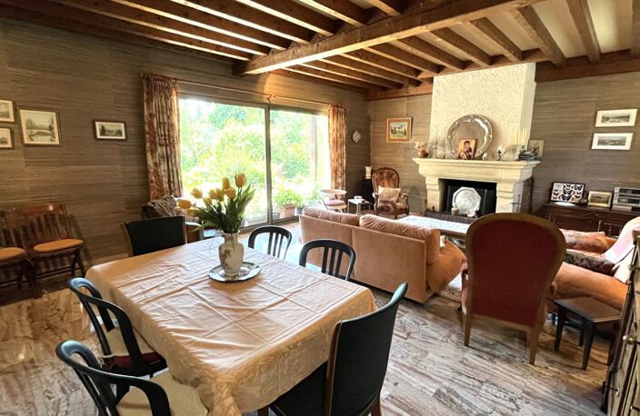 Arinthod ? Spacieuse maison familiale sur plus de 3 500 m² de terrain — photo 2