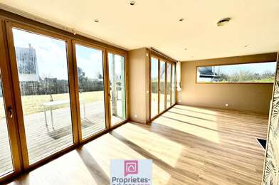 Maison 7 pièces 306800 €