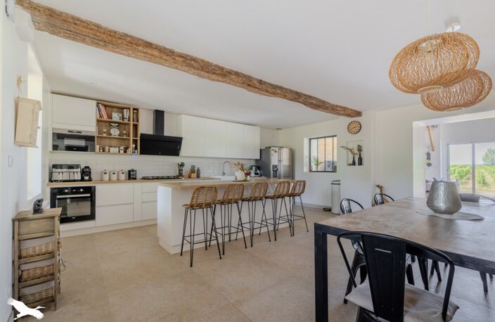 Maison en pierre de 8 pièces principales — photo 4
