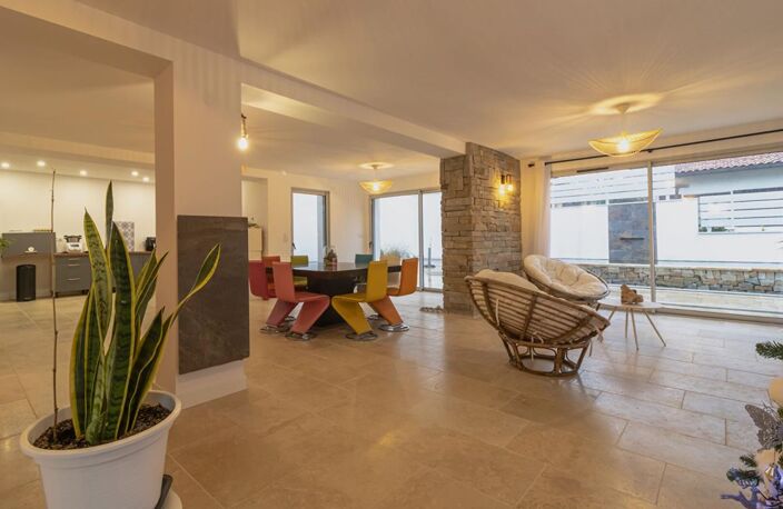 Maison Hendaye 7 pièce(s) 188 m2 — photo 4