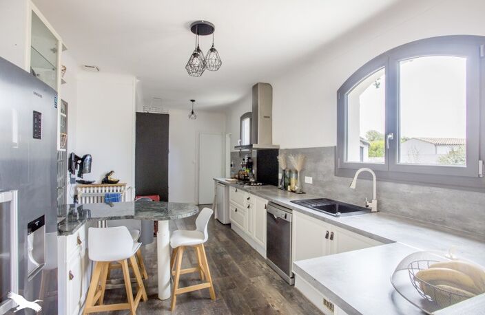 Vente maison 6 pièces 184 m² Dompierre-sur-Mer (17139) — photo 3